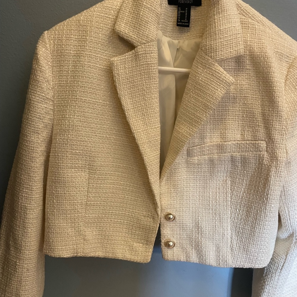 Cropped blazer